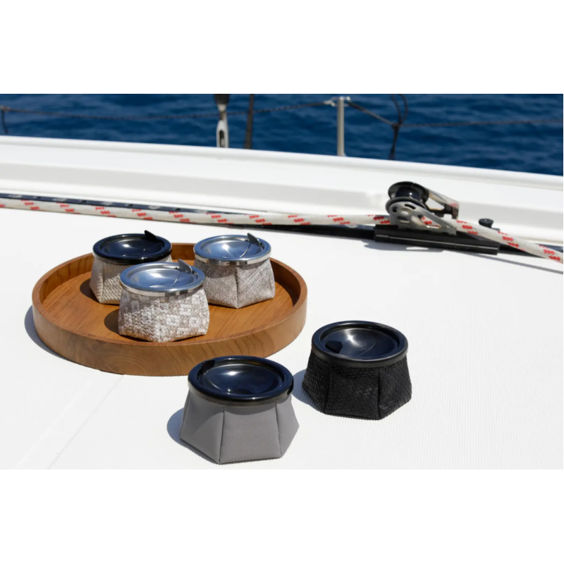 Windproof Asbak Rattan - Black